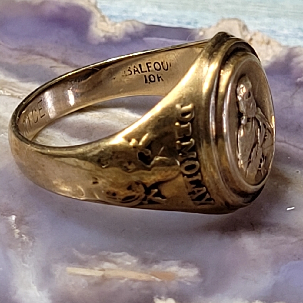 Demolay Chevalier 10k Gold Ring - Picture 2 of 8